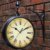 Wetterfeste Retro-Garten-Uhr für draußen im Design Paddington-Station, Wanduhr, doppelseitig mit Außenhalterung 20 cm - 7